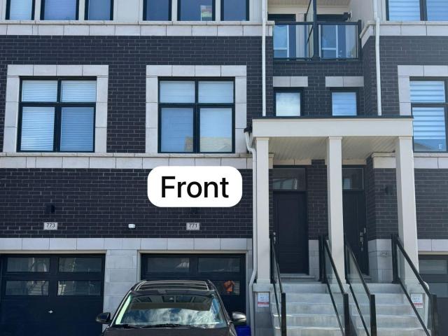 Townhouse for sale in Woburn, Ontario