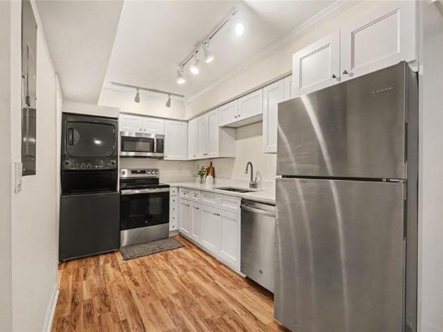 Townhouse for sale in Scottdale, DeKalb County