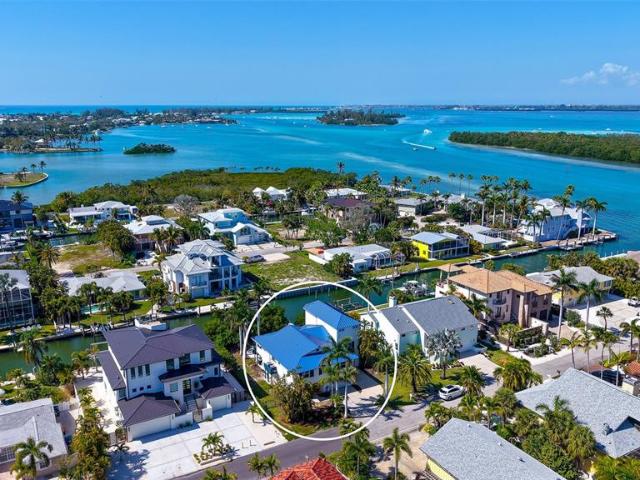 Property for sale in Longboat Key, Florida