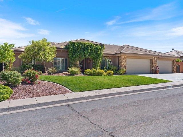 House for sale in Washington, Utah