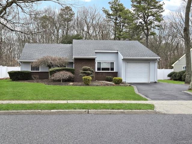 House for sale in Centereach, New York