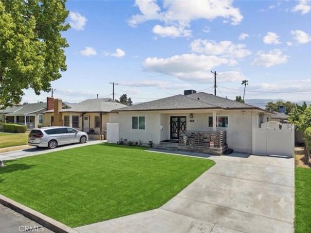 House for sale in Canoga Park, California