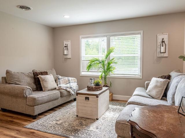 House for sale in Oneida, New York