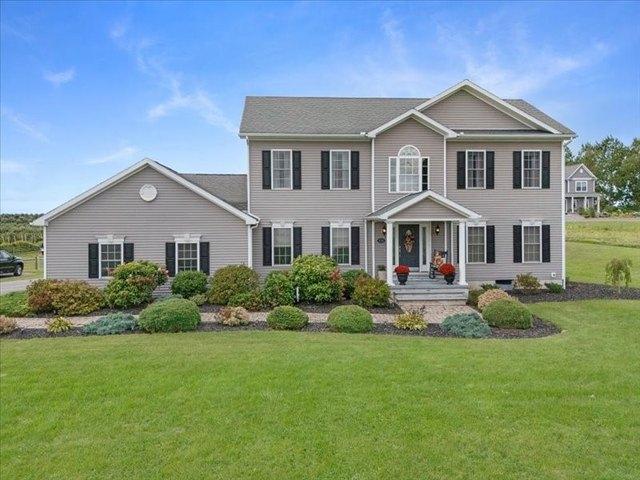 House for sale in Town of Williamson, Wayne County
