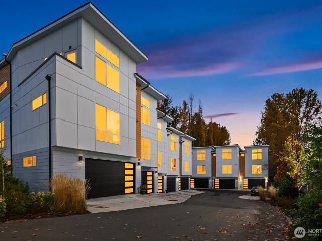 Townhouse for sale in Kenmore, Washington
