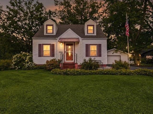 House for sale in Hobart, Lake County
