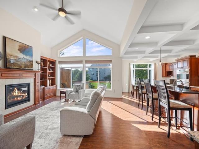 Townhouse for sale in Savage, Scott County