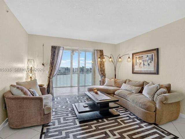 Condo for sale in Tamarac, Florida