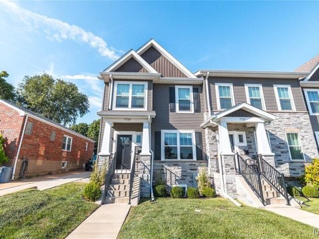 Townhouse for sale in Saint Louis, Missouri