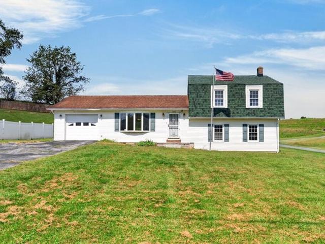 House for sale in Staley Crossroads, Rural Retreat
