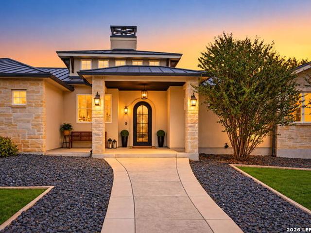 House for sale in Belle Oaks, Bulverde