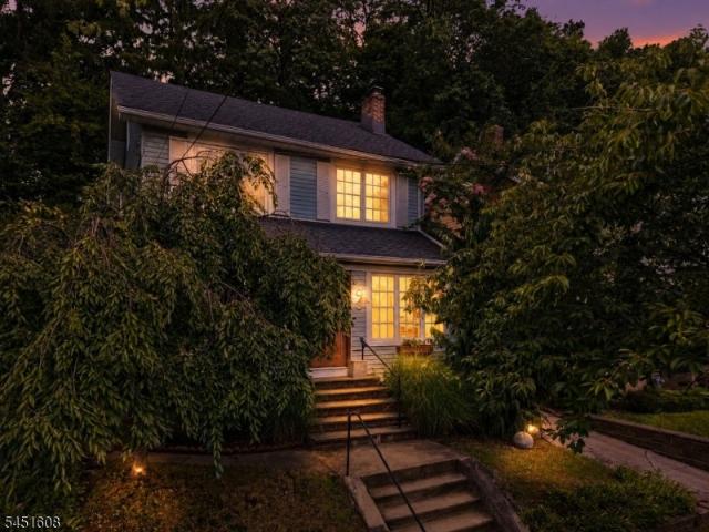 House for sale in Bloomfield, New Jersey