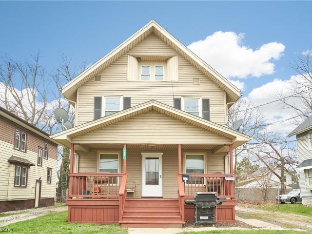 House for sale in Summit, Ohio