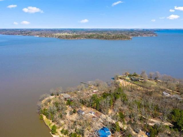 House for sale in Leesburg, Camp County