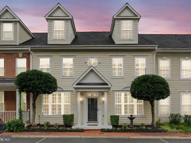 Townhouse for sale in Woodbridge