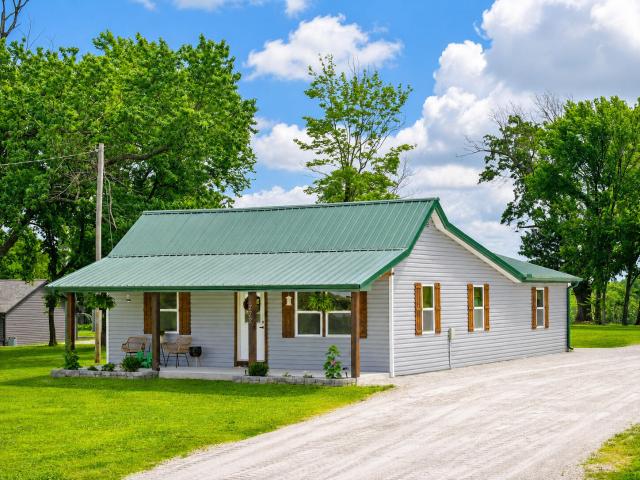 House for sale in Anderson, Missouri