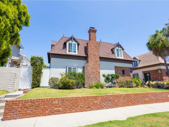 House for sale in Canoga Park, California