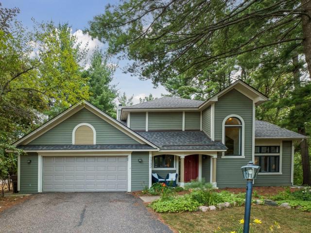 House for sale in Cottage Grove, Minnesota
