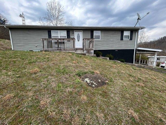 House for sale in Ravenswood, West Virginia