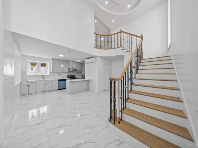 House for sale in Queens, Arverne