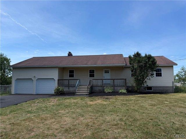 House for sale in Memphis, New York