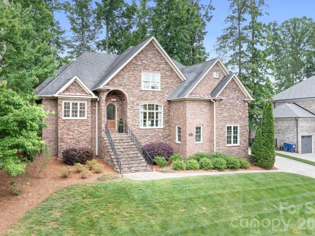 House for sale in Stanley, North Carolina
