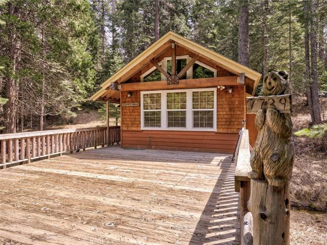 House for sale in Fish Camp, California