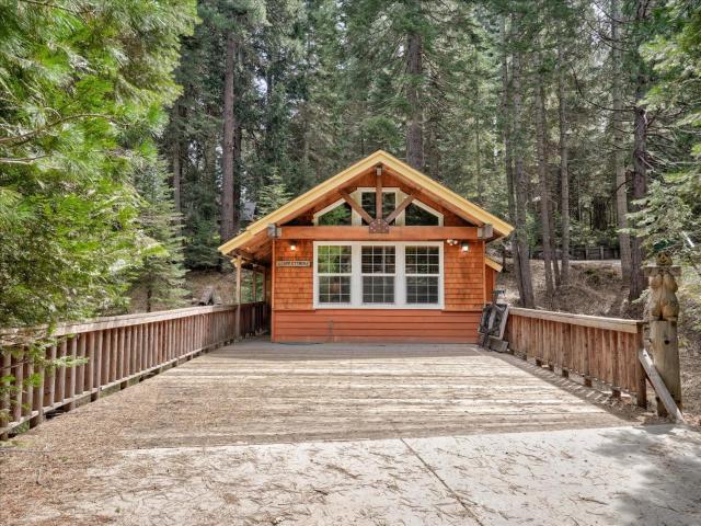 House for sale in Fish Camp, California