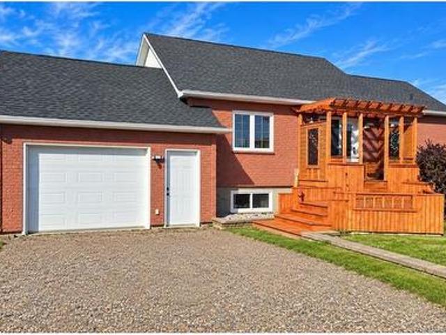 House for sale in Paroisse de Caraquet, Ville de Caraquet