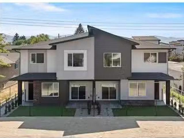 Condo for sale in Winfield, British Columbia