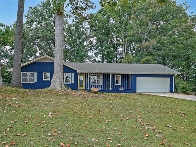 House for sale in Lilburn, Georgia