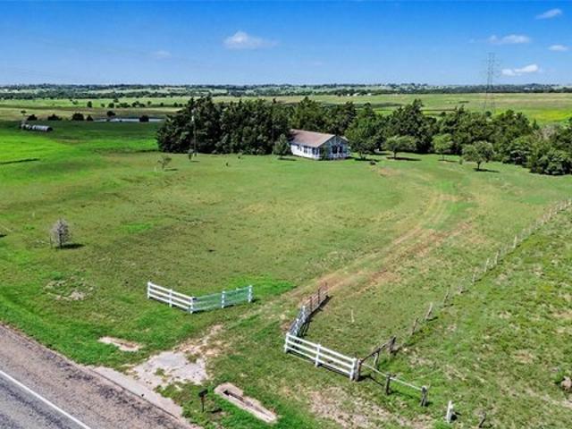 House for sale in Schulenburg, Texas