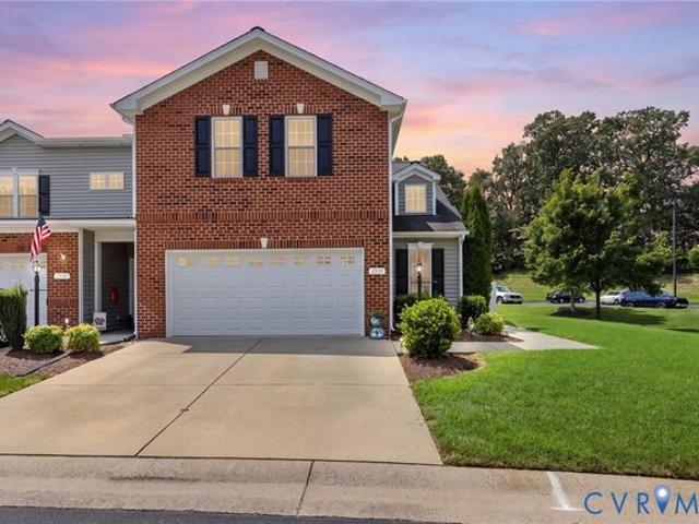Townhouse for sale in Virginia