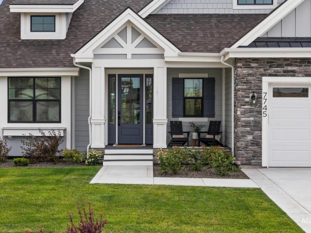 House for sale in Eagle, Ada County