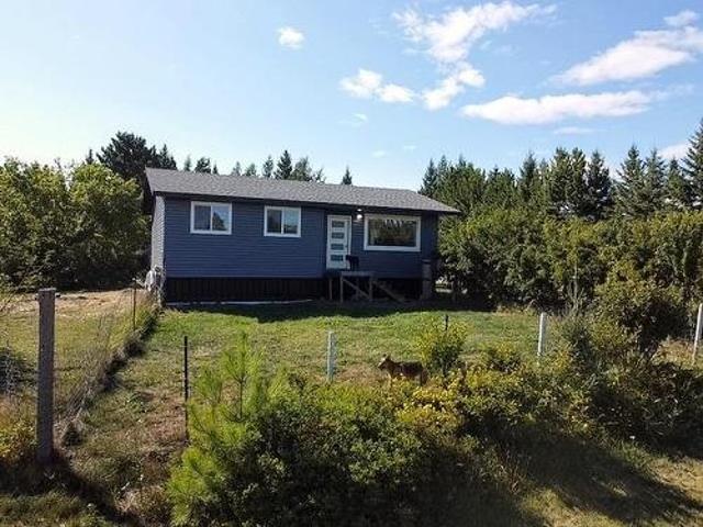 House for sale in Mcintosh, Ontario