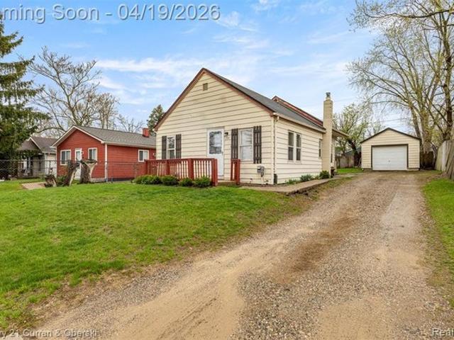 House for sale in Pontiac, Michigan