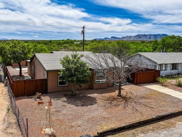 House for sale in Cochise, Arizona