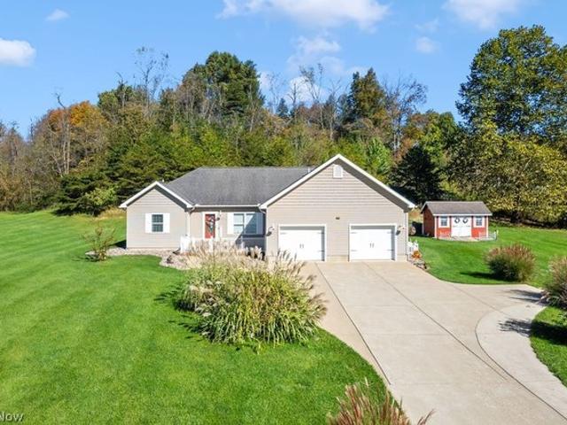 House for sale in Washington, Wood County