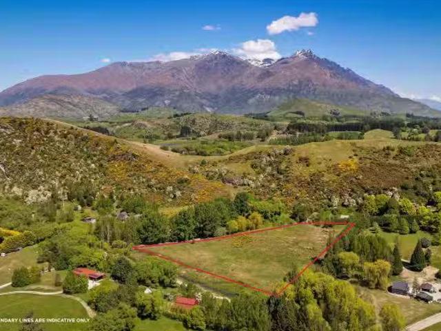 House for sale in Otakou