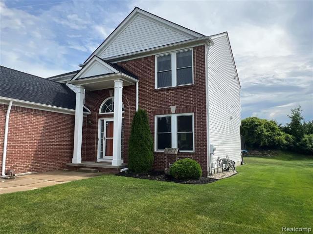 House for sale in Waterford, Michigan