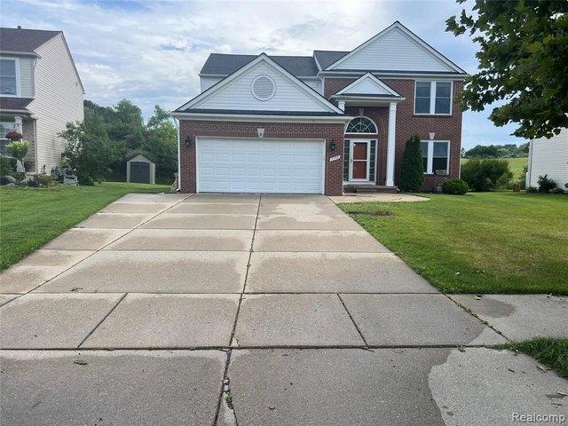 House for sale in Waterford, Michigan