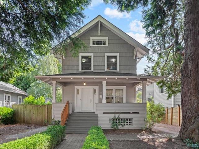 House for sale in Oregonia