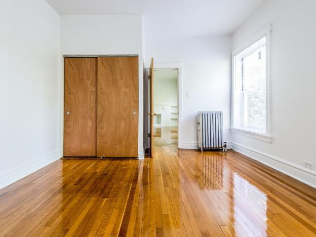 Apartment for rent in Chicago Park, Illinois