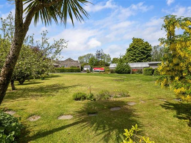 Detached House for sale in Kilmacanoge, North Tipperary