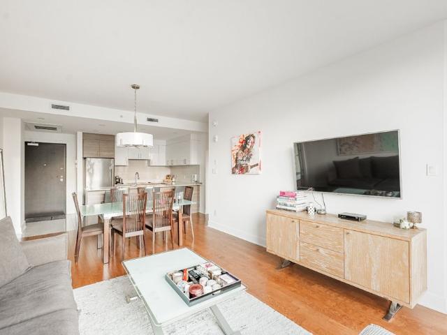 Apartment for rent in Mont-royal, Quebec