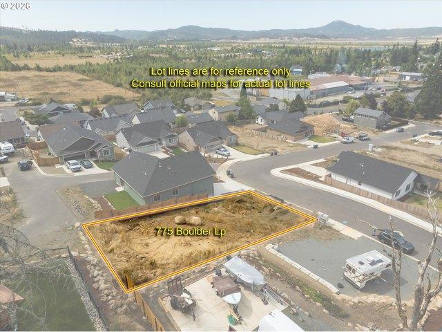 Land for sale in Creswell, Lane County