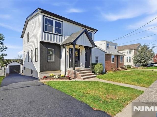 House for sale in Lyndhurst, Bergen County