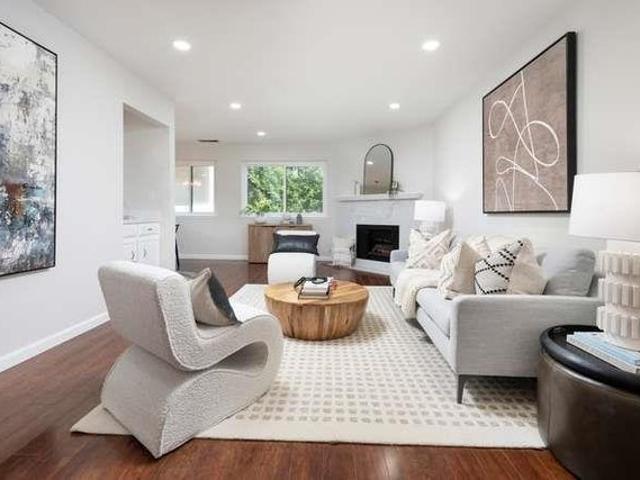 Condo for sale in San Mateo, California