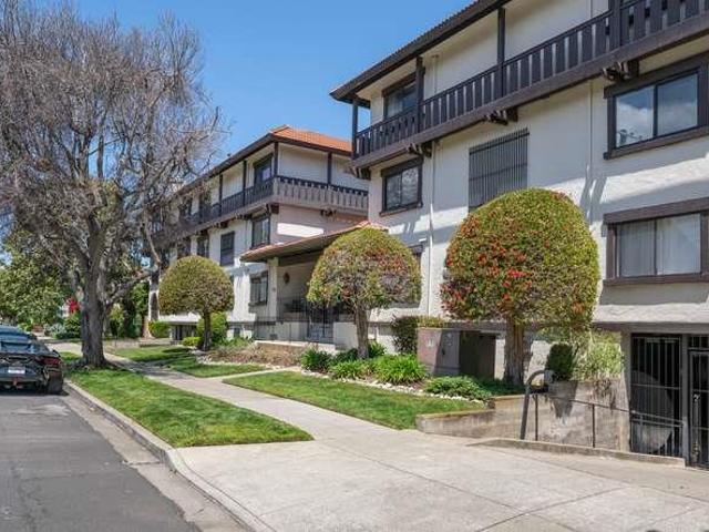 Condo for sale in San Mateo, California