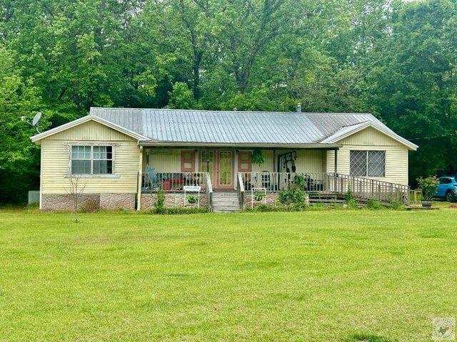 House for sale in Morris, Texas